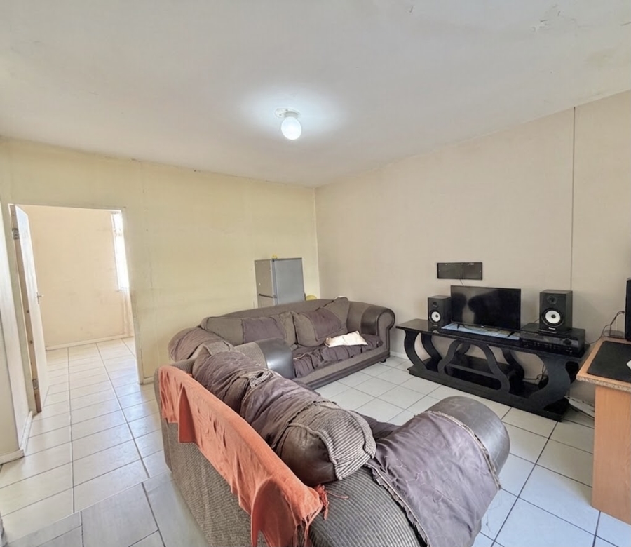 2 Bedroom Property for Sale in Muckleneuk Gauteng