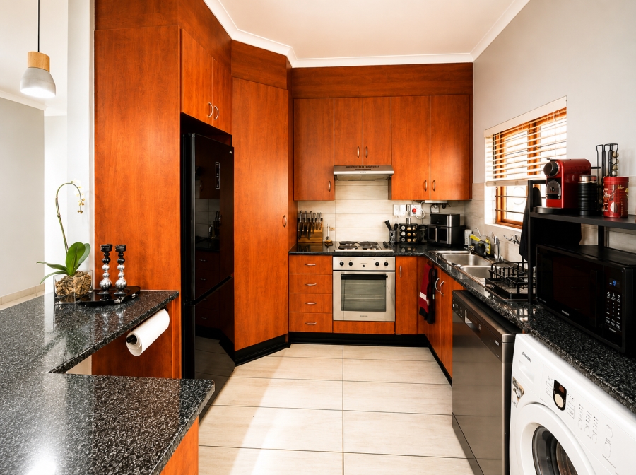 1 Bedroom Property for Sale in Silvamonte Gauteng