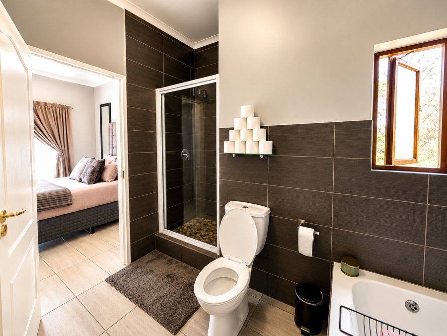 1 Bedroom Property for Sale in Silvamonte Gauteng