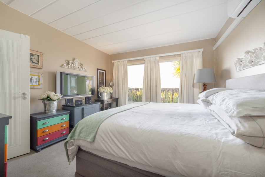 2 Bedroom Property for Sale in Constantia Kloof Gauteng