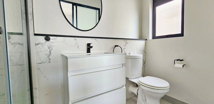 To Let 1 Bedroom Property for Rent in Waterfall Gauteng