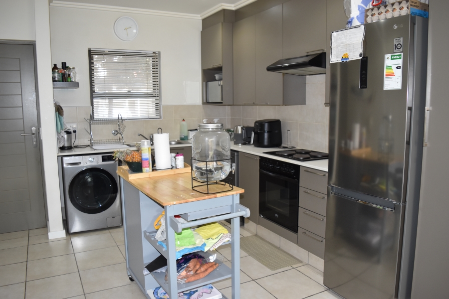 2 Bedroom Property for Sale in Craigavon Gauteng