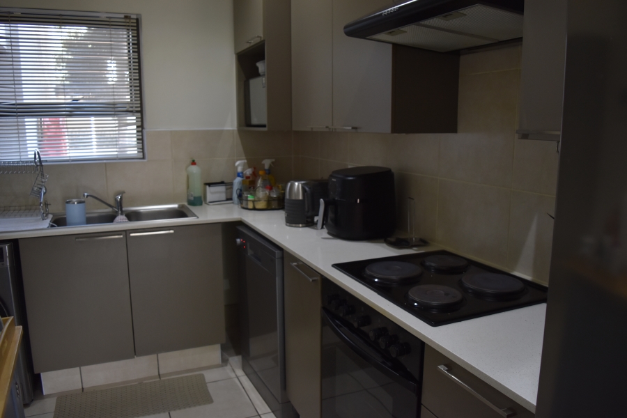 2 Bedroom Property for Sale in Craigavon Gauteng