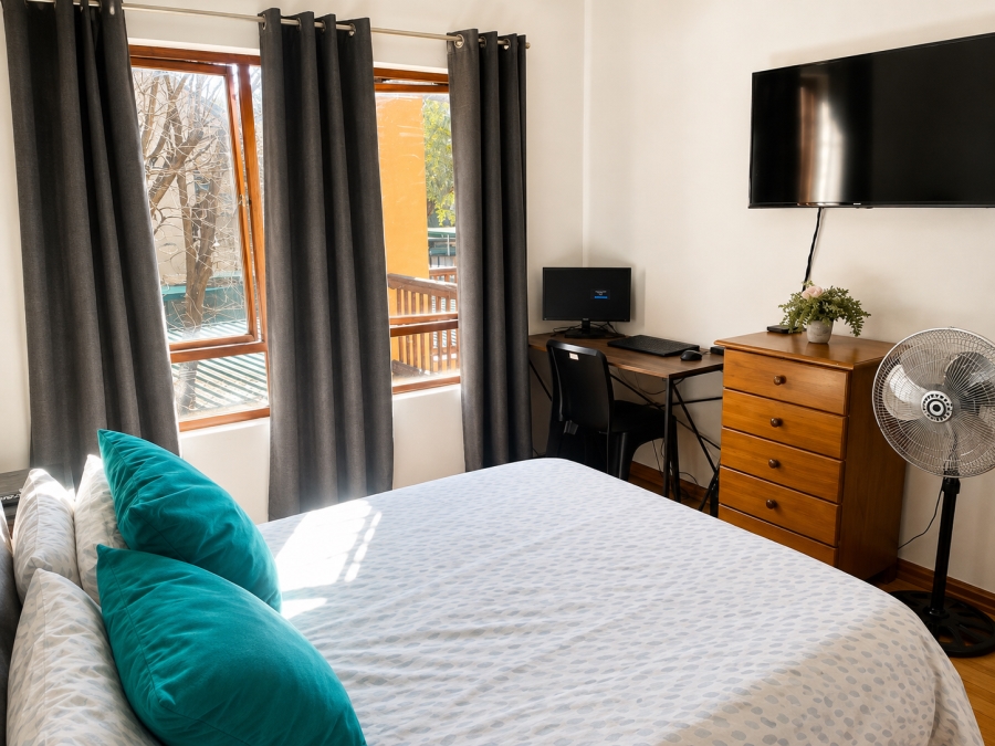 1 Bedroom Property for Sale in Sunninghill Gauteng