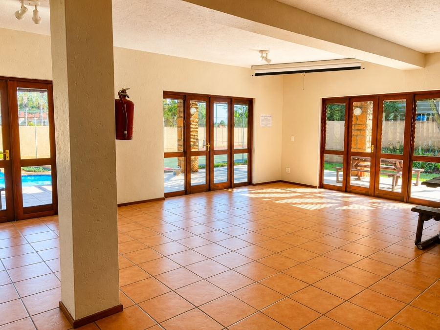 1 Bedroom Property for Sale in Sunninghill Gauteng