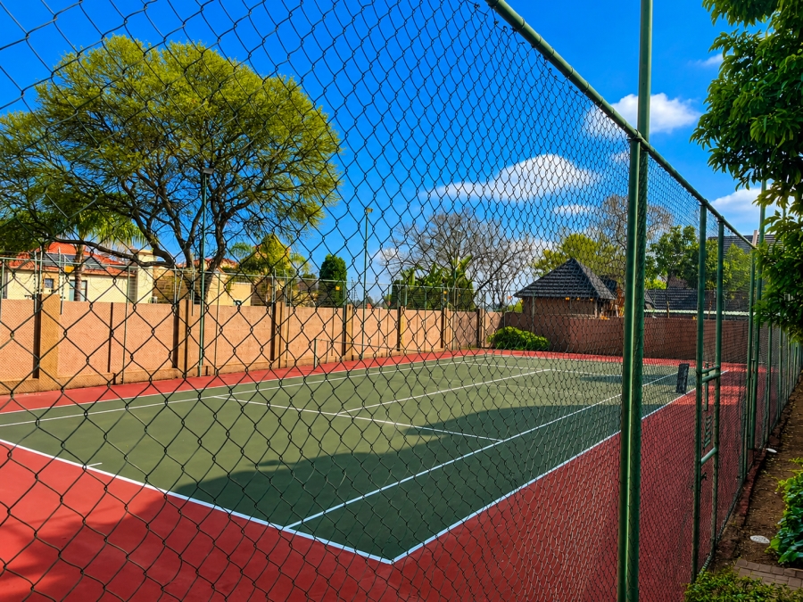1 Bedroom Property for Sale in Sunninghill Gauteng