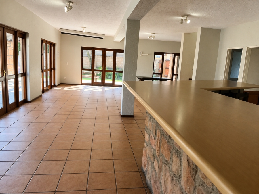 1 Bedroom Property for Sale in Sunninghill Gauteng