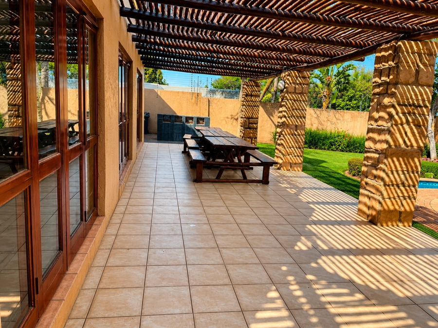 1 Bedroom Property for Sale in Sunninghill Gauteng