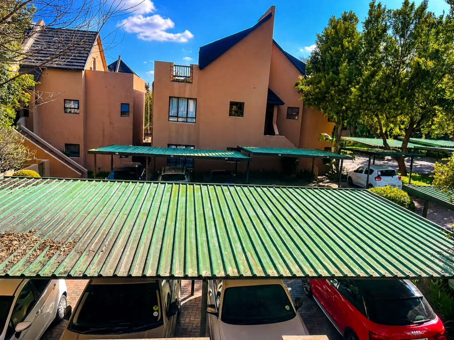 1 Bedroom Property for Sale in Sunninghill Gauteng