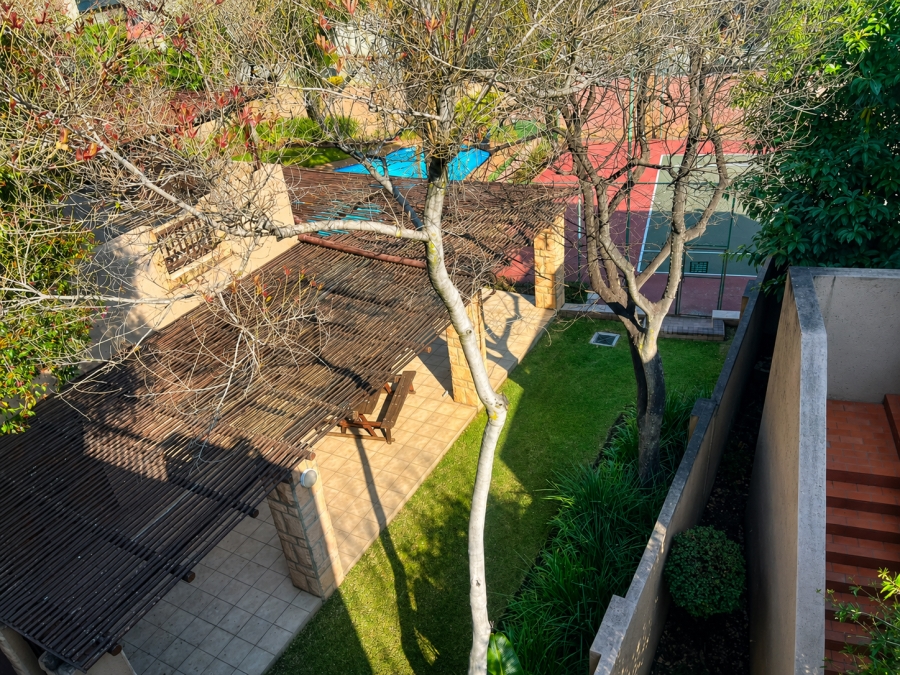 1 Bedroom Property for Sale in Sunninghill Gauteng