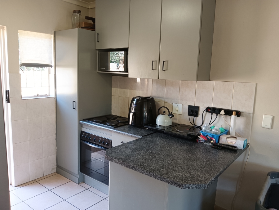 3 Bedroom Property for Sale in Honeydew Ridge Gauteng