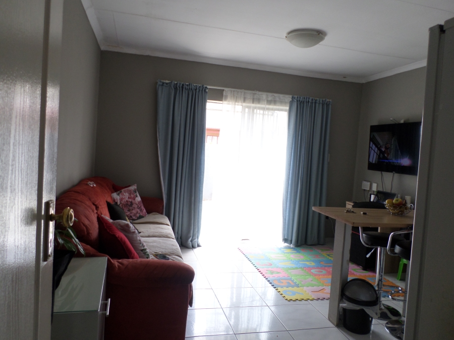 To Let 1 Bedroom Property for Rent in Riverlea Gauteng