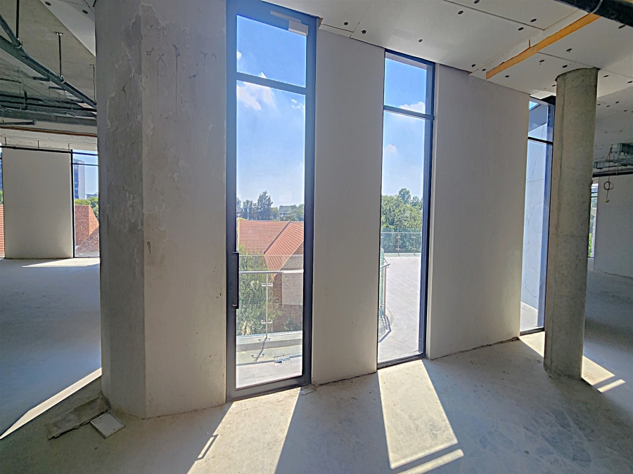 To Let Commercial Property for Rent in Wierda Valley Gauteng