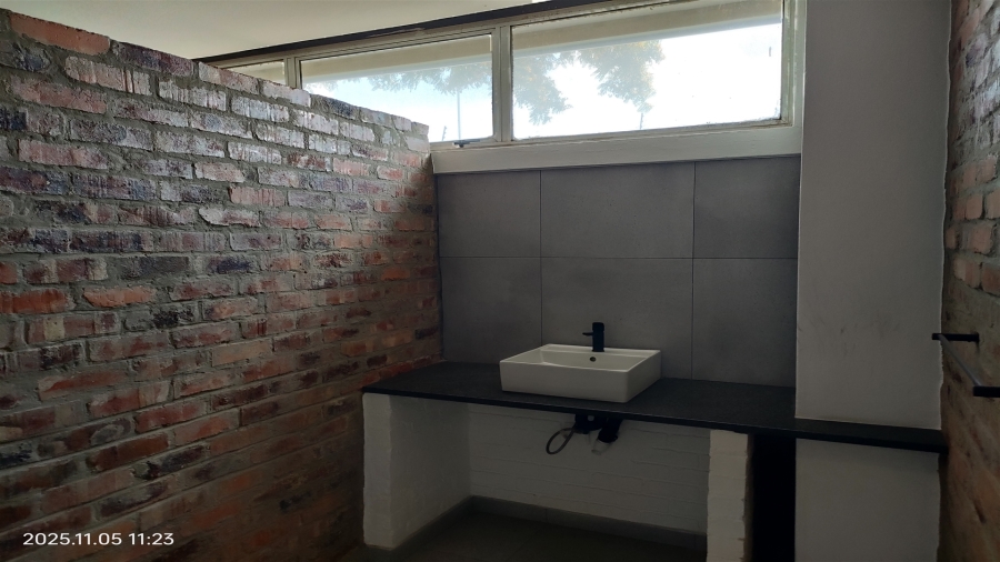 To Let Commercial Property for Rent in Kya Sands Gauteng