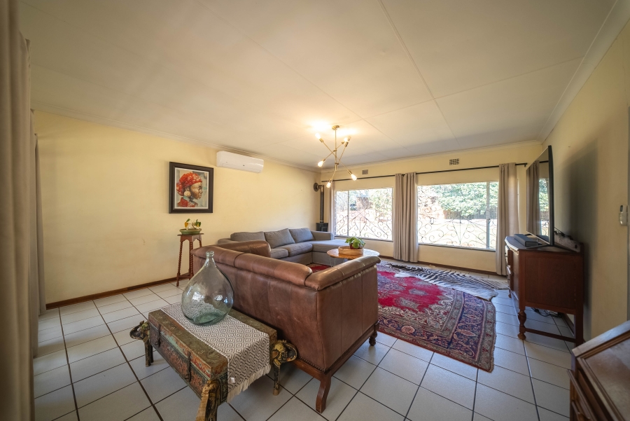 5 Bedroom Property for Sale in Shere Gauteng
