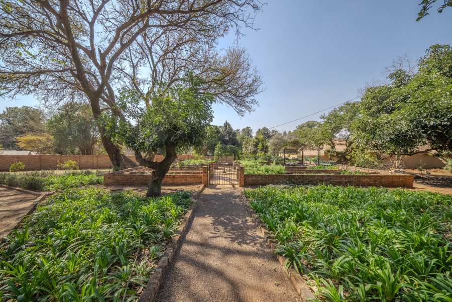 5 Bedroom Property for Sale in Shere Gauteng