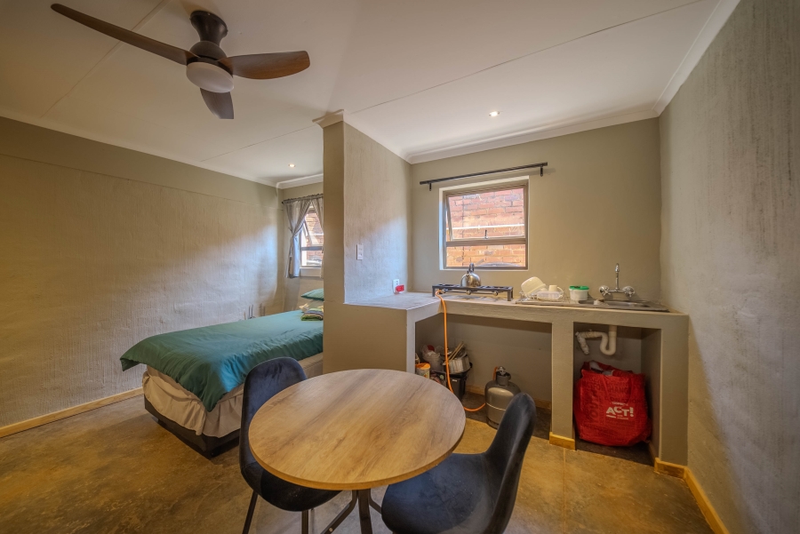 5 Bedroom Property for Sale in Shere Gauteng