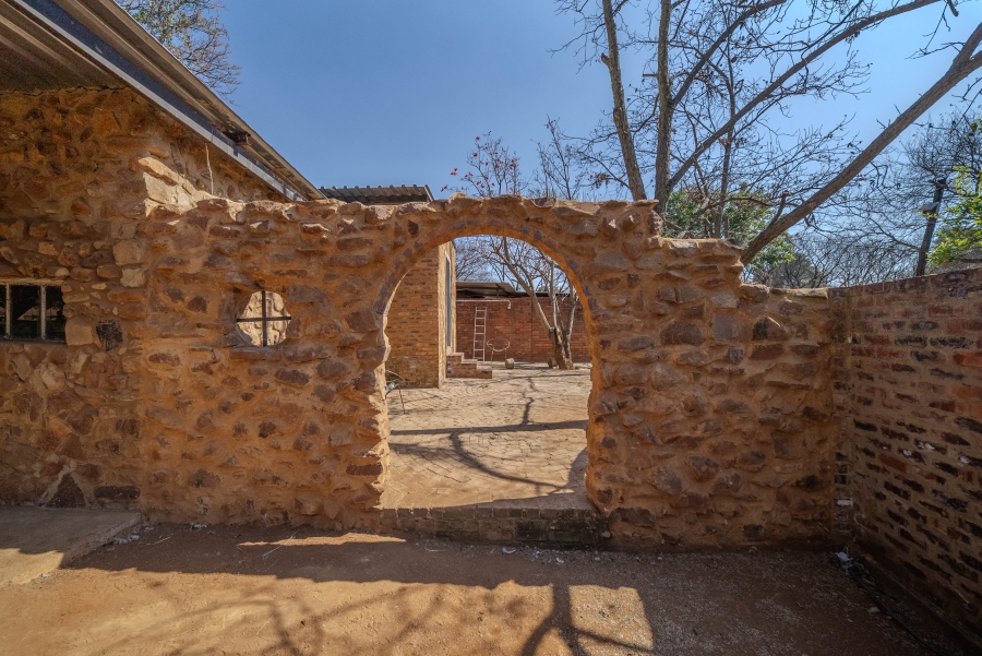 5 Bedroom Property for Sale in Shere Gauteng