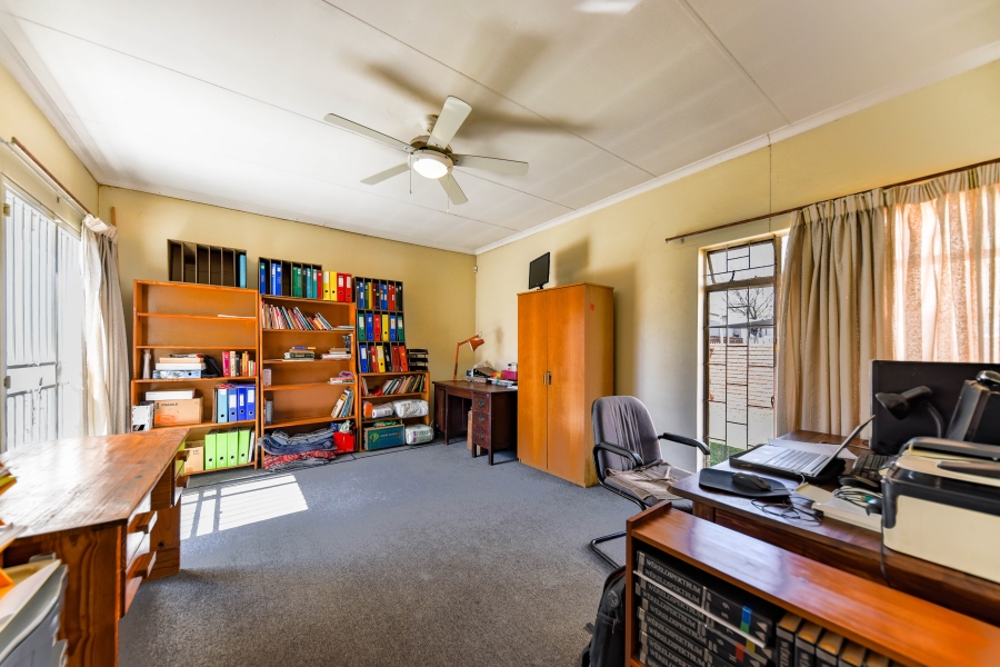 4 Bedroom Property for Sale in Garsfontein Gauteng
