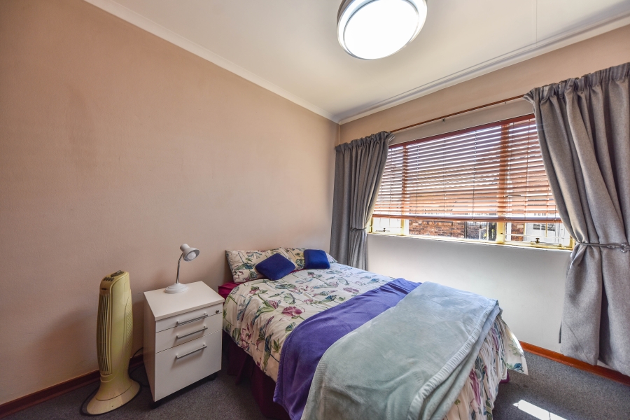 4 Bedroom Property for Sale in Garsfontein Gauteng