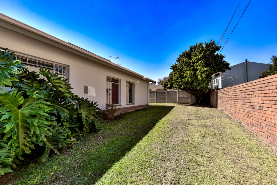 4 Bedroom Property for Sale in Garsfontein Gauteng