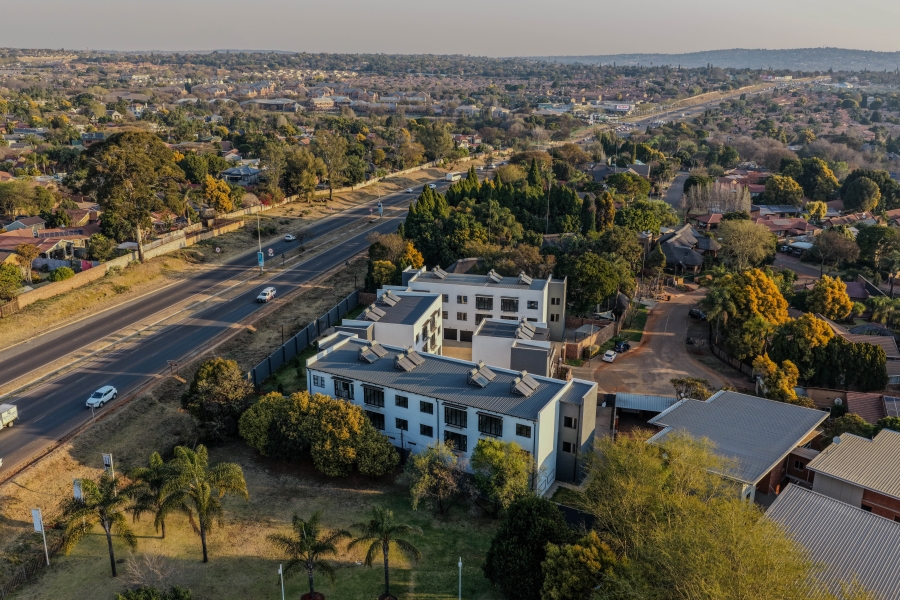 To Let 2 Bedroom Property for Rent in Faerie Glen Gauteng