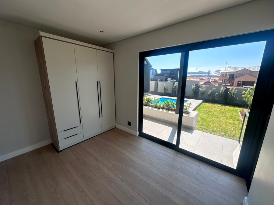 4 Bedroom Property for Sale in Olifantsfontein Gauteng