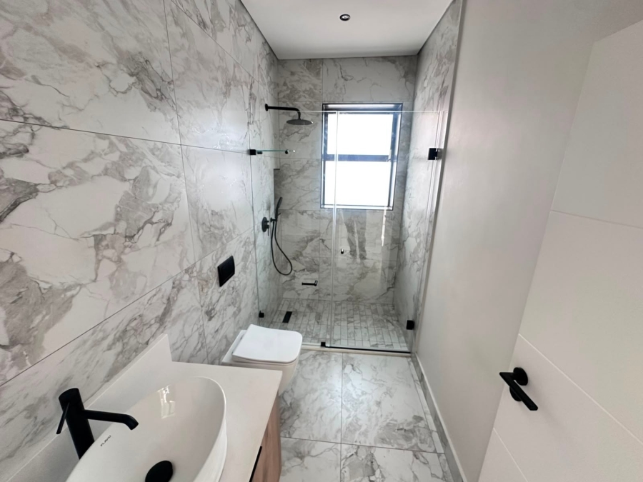 4 Bedroom Property for Sale in Olifantsfontein Gauteng