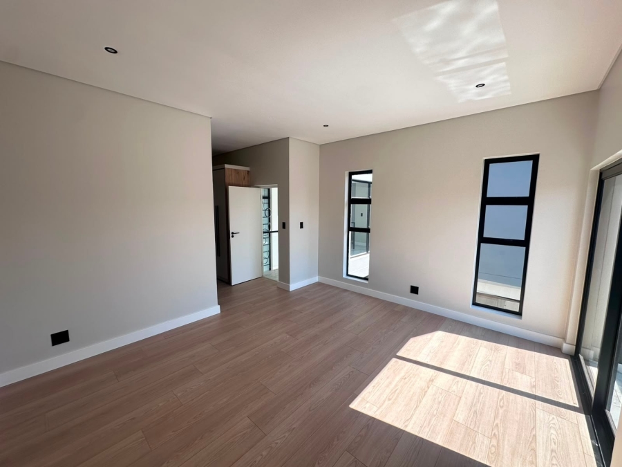 4 Bedroom Property for Sale in Olifantsfontein Gauteng