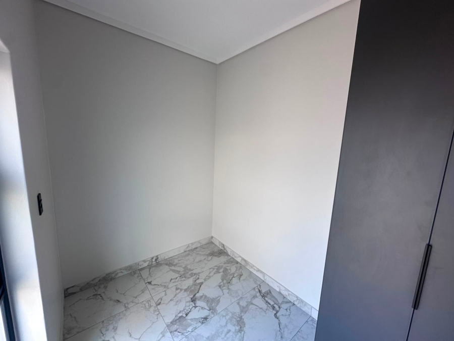 4 Bedroom Property for Sale in Olifantsfontein Gauteng