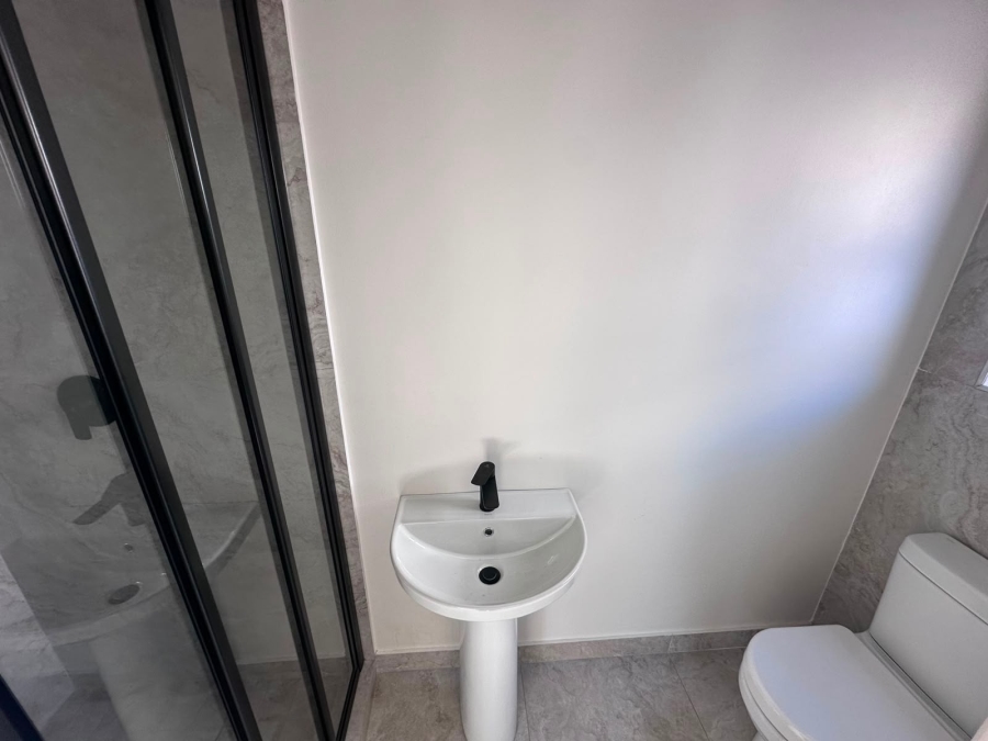 4 Bedroom Property for Sale in Olifantsfontein Gauteng