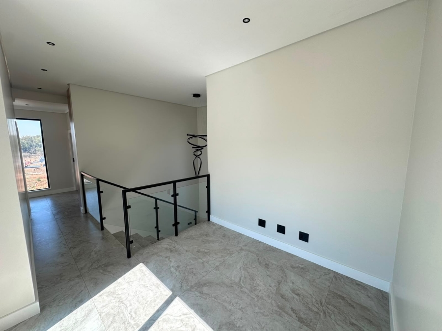 4 Bedroom Property for Sale in Olifantsfontein Gauteng