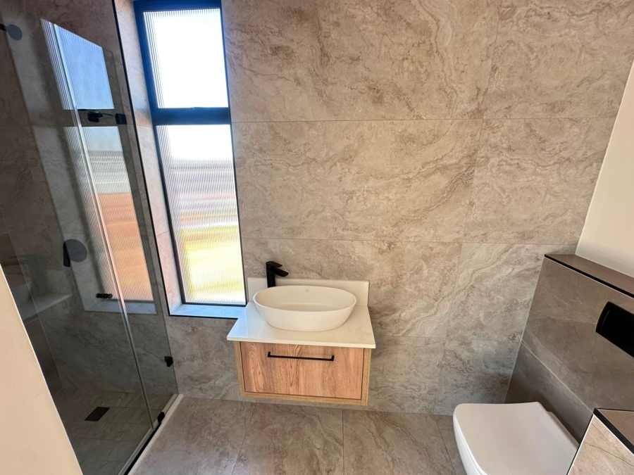 4 Bedroom Property for Sale in Olifantsfontein Gauteng