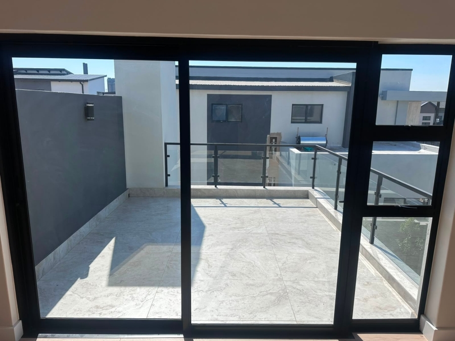 4 Bedroom Property for Sale in Olifantsfontein Gauteng