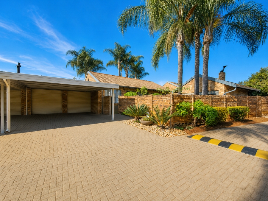 3 Bedroom Property for Sale in Wierda Park Gauteng