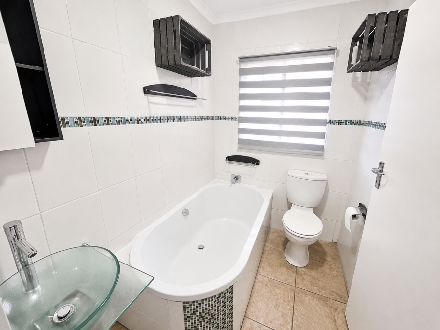 3 Bedroom Property for Sale in Wierda Park Gauteng
