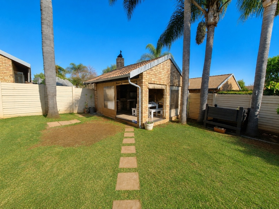 3 Bedroom Property for Sale in Wierda Park Gauteng