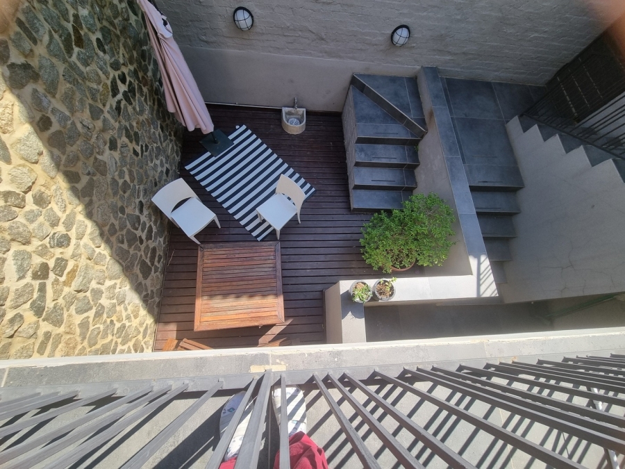 2 Bedroom Property for Sale in Bronberg Gauteng