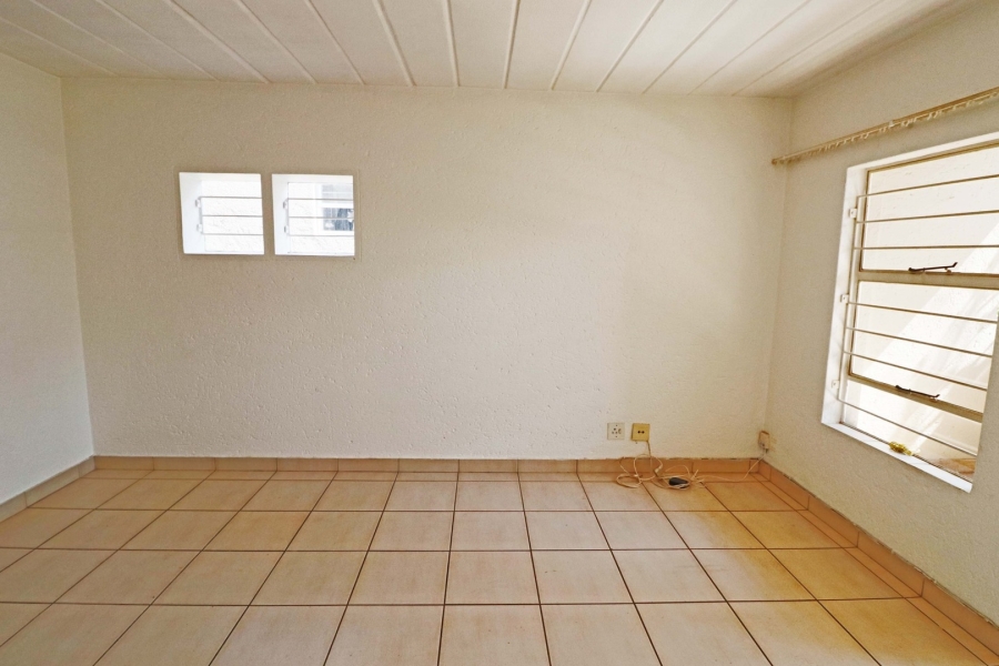 To Let 1 Bedroom Property for Rent in Rivonia Gauteng