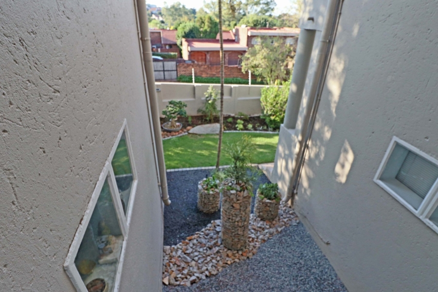 To Let 1 Bedroom Property for Rent in Rivonia Gauteng