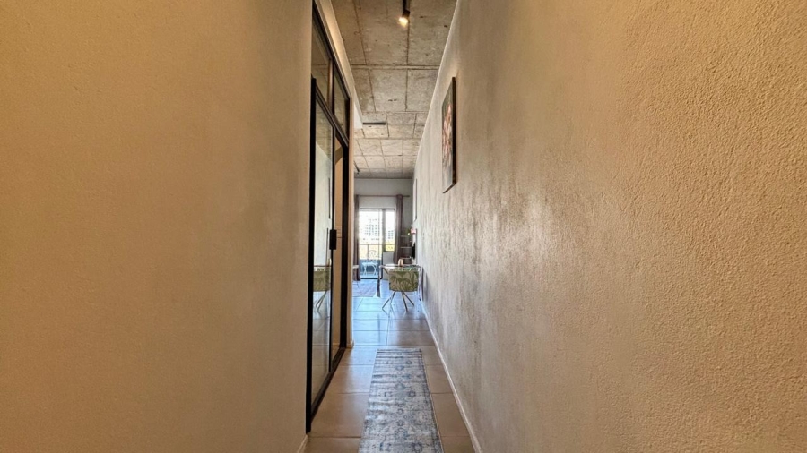 To Let 1 Bedroom Property for Rent in Sandown Gauteng