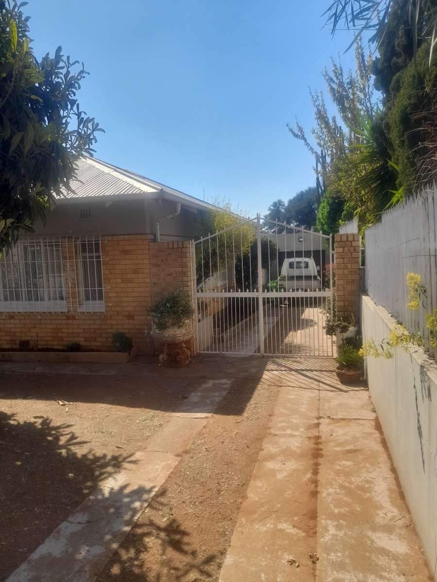 3 Bedroom Property for Sale in Rewlatch Gauteng