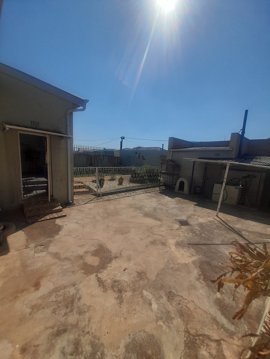 3 Bedroom Property for Sale in Rewlatch Gauteng