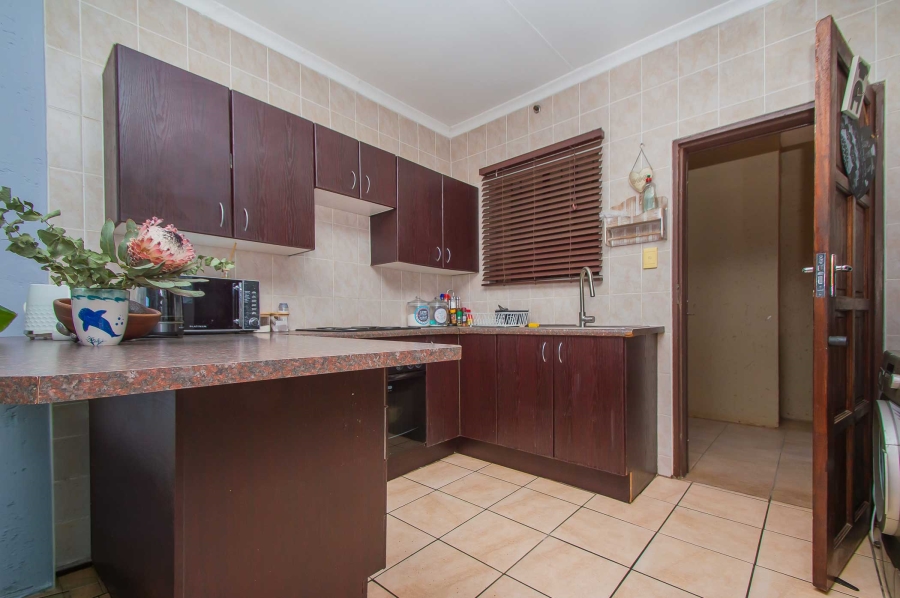 2 Bedroom Property for Sale in Sugar Bush Estate Gauteng