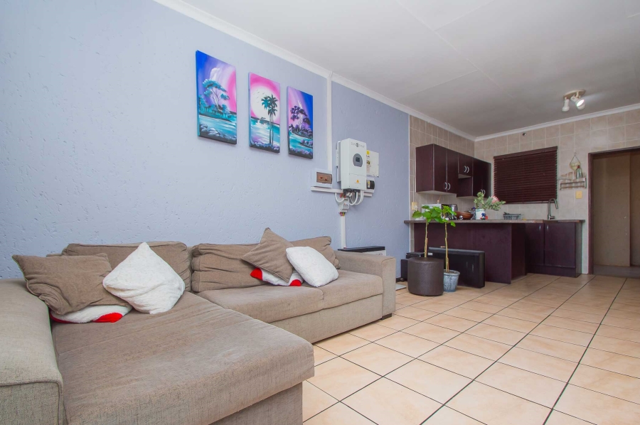 2 Bedroom Property for Sale in Sugar Bush Estate Gauteng