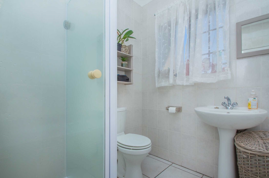 2 Bedroom Property for Sale in Sugar Bush Estate Gauteng