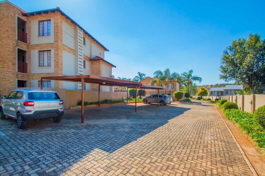 2 Bedroom Property for Sale in Sugar Bush Estate Gauteng