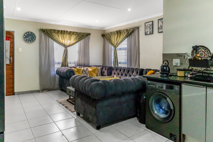 3 Bedroom Property for Sale in Sky City Gauteng