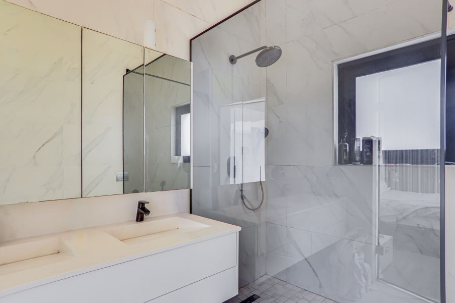 3 Bedroom Property for Sale in Broadacres Gauteng
