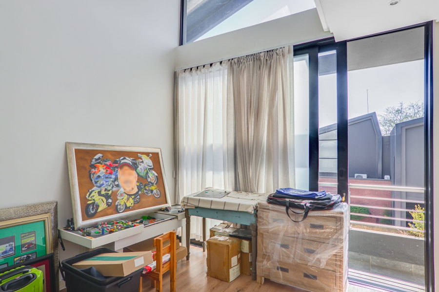3 Bedroom Property for Sale in Broadacres Gauteng